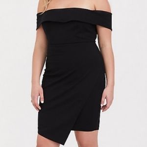 Torrid Black Off Shoulder / Cold Shoulder Assymetrical Hem Bodycon Dress